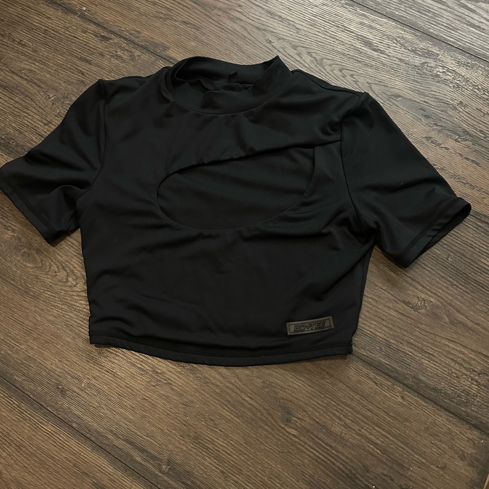 Edgy Black Cut-Out Crop Top (BO+TEE)